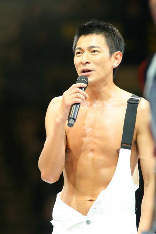 娱乐吃瓜刘德华,娱乐圈的常青树，吃瓜群众的永恒话题